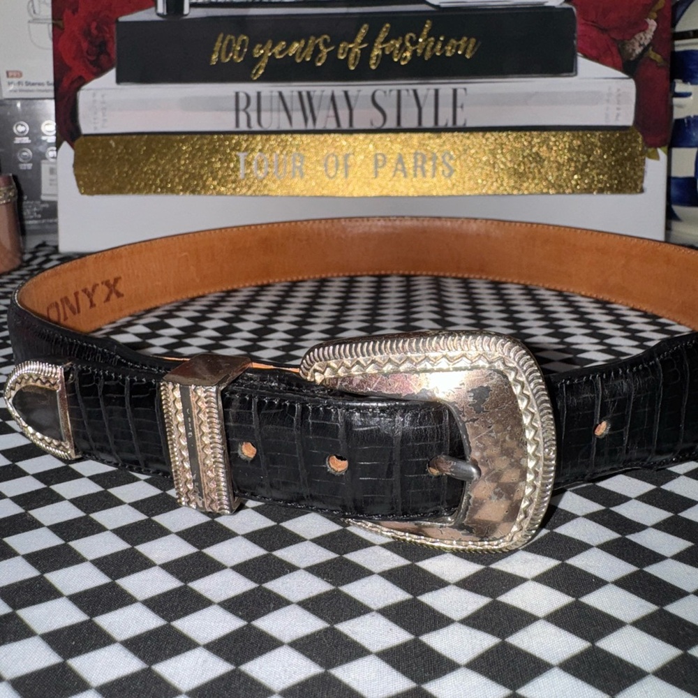 Onyx Women’s Western Black Textured Leather Belt